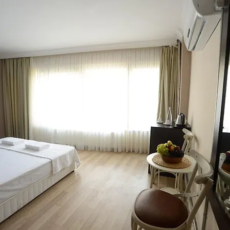 Hotel Royalist Tophane