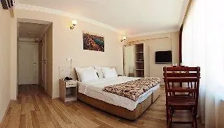 Royalist Tophane 3*